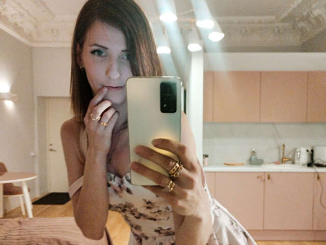 PORCELAIN free sexy photo