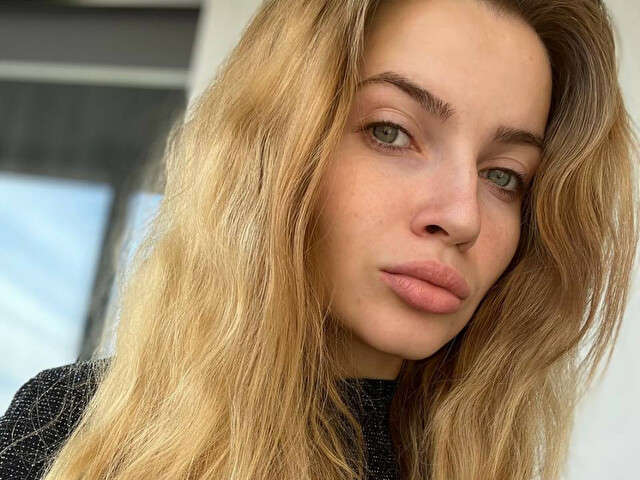ANITASWEET free sexy photo