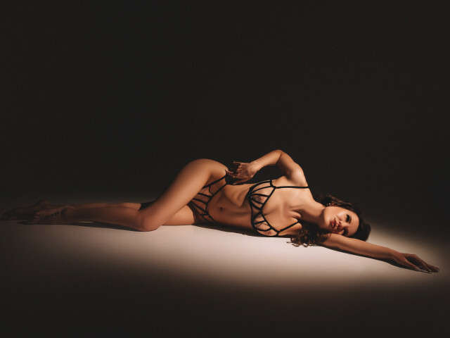 ESMERALDA7 free hard sexy photo