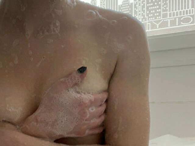 WOMANORTH free hard sexy photo