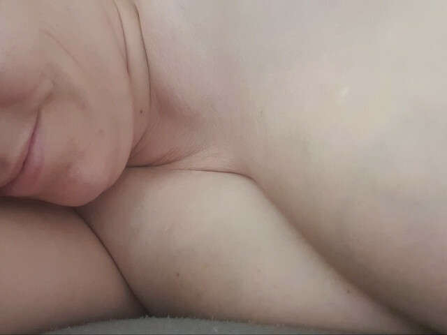 YOELLE free hard sexy photo