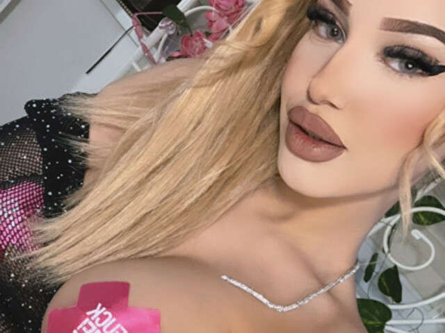 HQUEEN22 free sexy photo