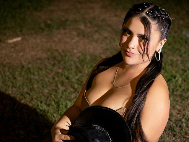 CHIKYLORENS free sexy photo