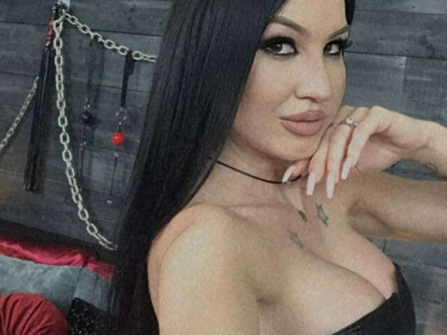 NAUGHTYROXY free sexy photo
