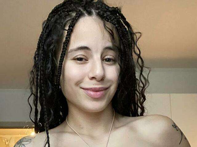 LUCYRAIT free sexy photo