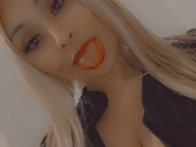 SEXXILEXXI free sexy photo