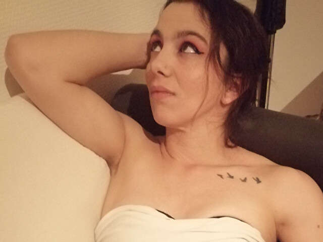 SELYNNA free sexy photo