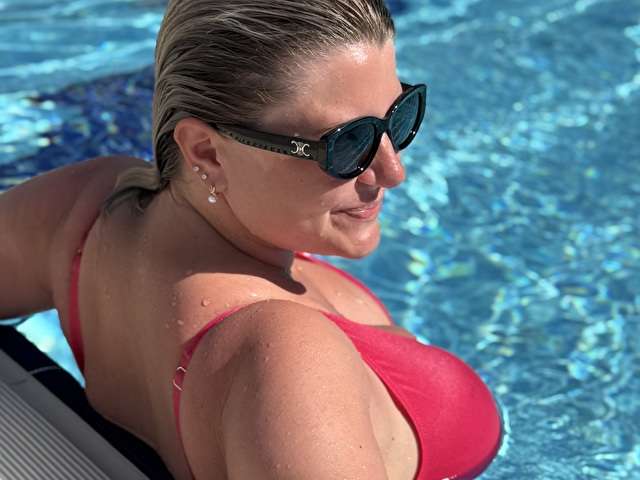 RUBYADAMS free sexy photo