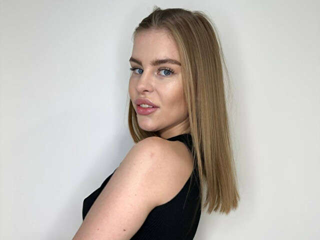 SWEETKARINA free sexy photo
