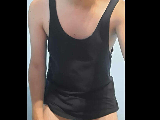 LATINSHOW free sexy photo
