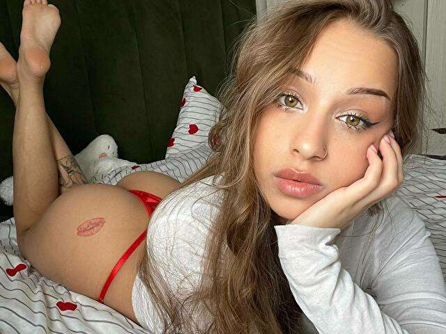 DINAHOT free sexy photo