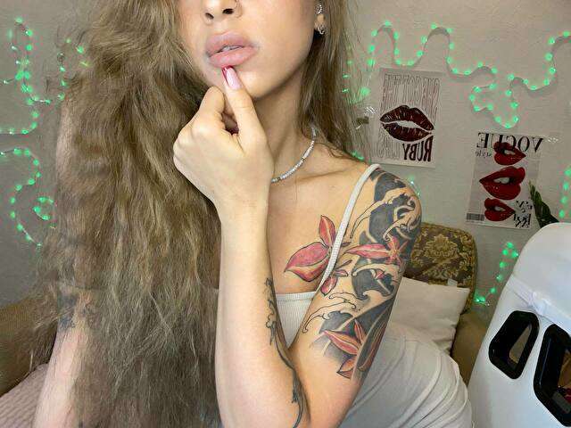 DINAHOT free sexy photo