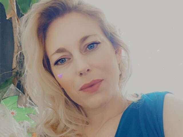 DUTCHQUEEN free sexy photo