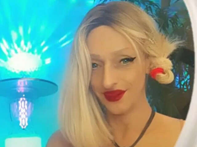 MONIEKJETS free sexy photo