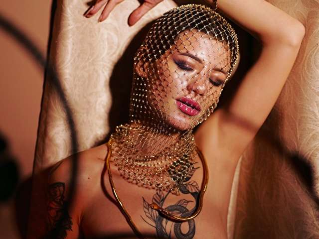 NICOLLE free sexy photo