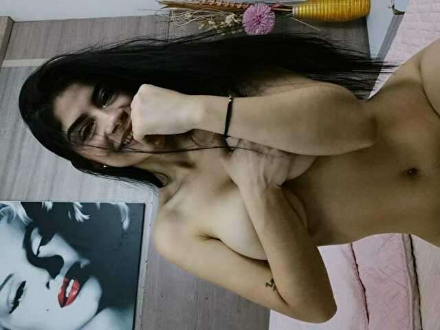 TIFANYSAIN free hard sexy photo