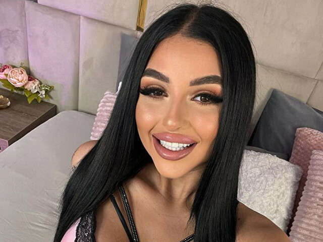 ANGELINAYVES free sexy photo