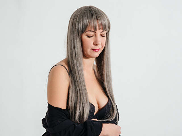 LAURACLARK free sexy photo