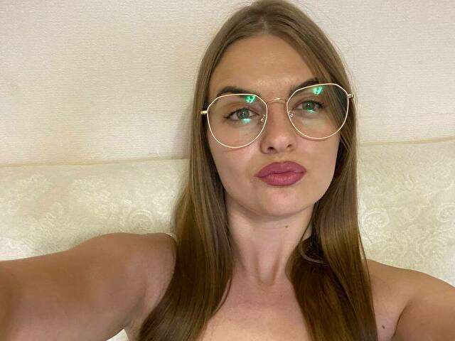 DIRTYLILY69 free sexy photo