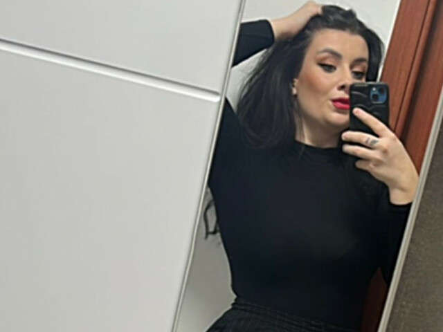 IYRENNEXX free sexy photo
