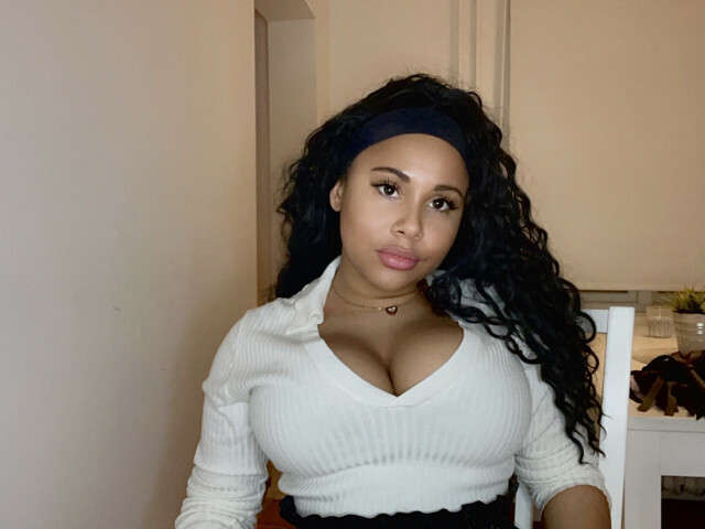 HAILEYDIANA free sexy photo