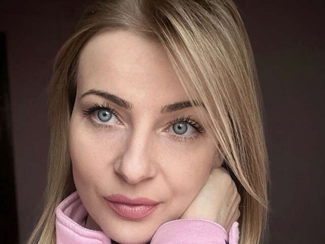 YOURKISSES free sexy photo