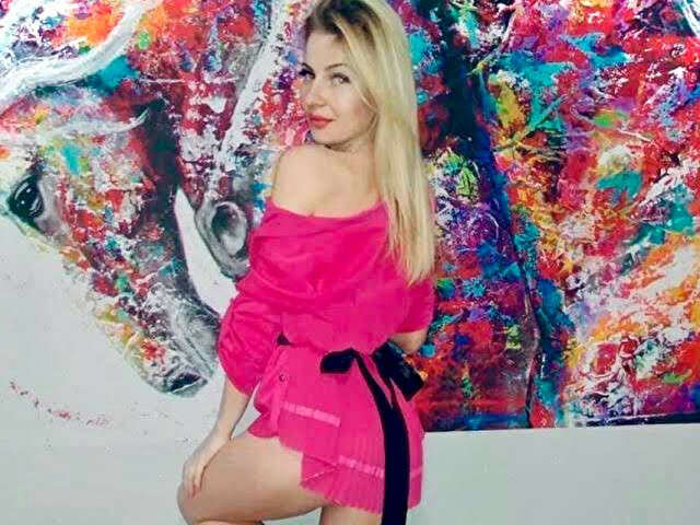 YOURKISSES free sexy photo