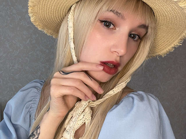 LILLADY free sexy photo