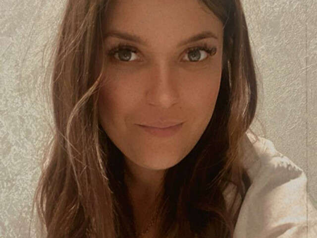 BROWNEYESSS free sexy photo