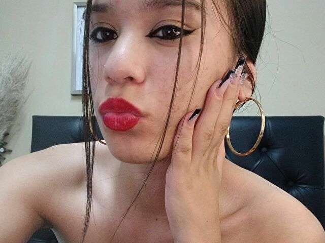PANDORAA free sexy photo