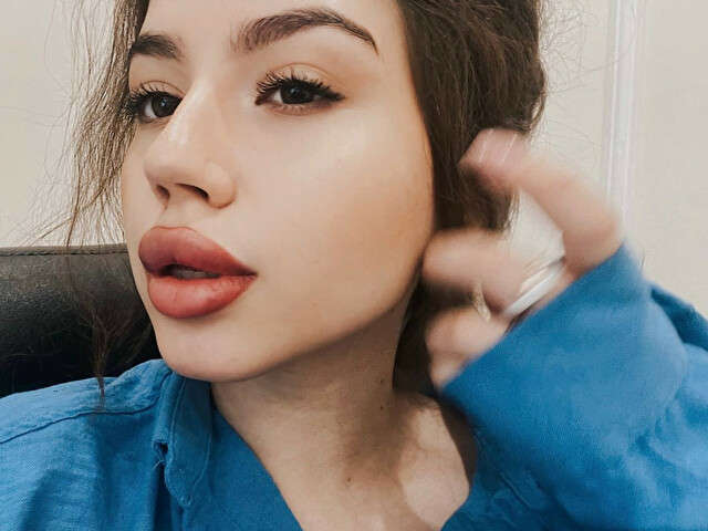 JENNIFERBAVV free sexy photo