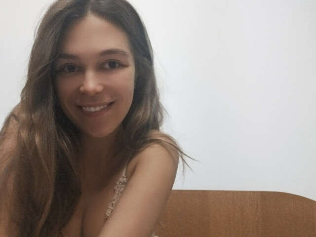 LUCCYGIN free sexy photo
