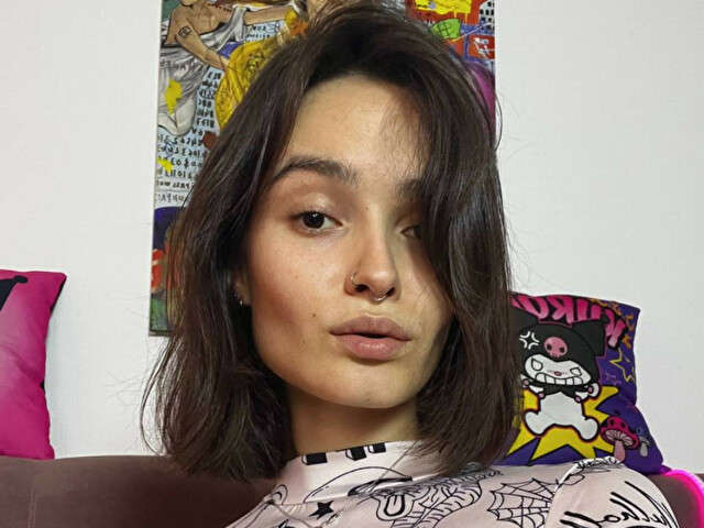 MILENAALANIS free sexy photo