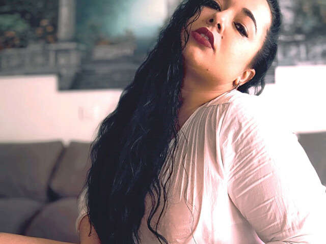 MAMIS free sexy photo