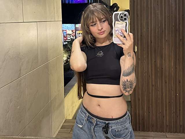 MADISSON free sexy photo