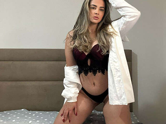 DAPNHE free sexy photo