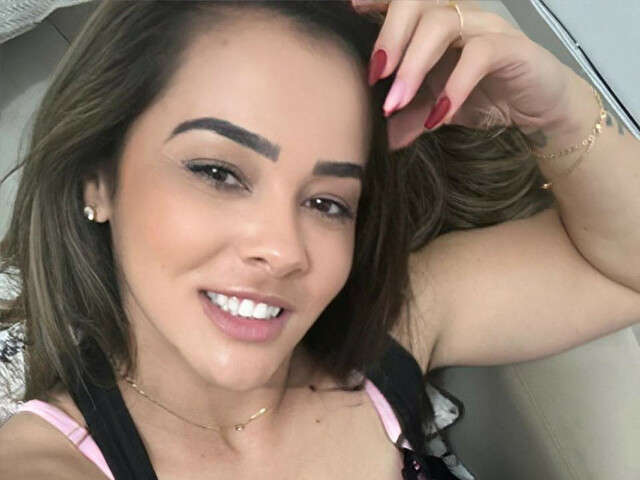 DAPNHE free sexy photo