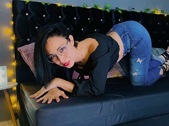 GIGIROSEE free sexy photo