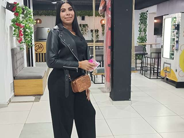 MISSKAROL4U free sexy photo