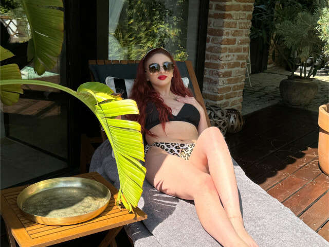 SELENABLAIR free sexy photo