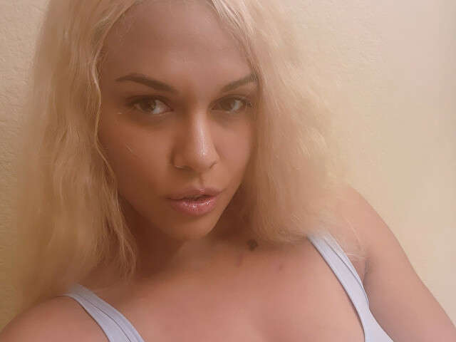 BEAUTE free sexy photo