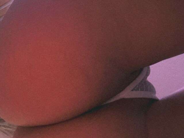 ALESSYAA free sexy photo