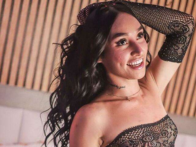 EMILLYSTONE free sexy photo