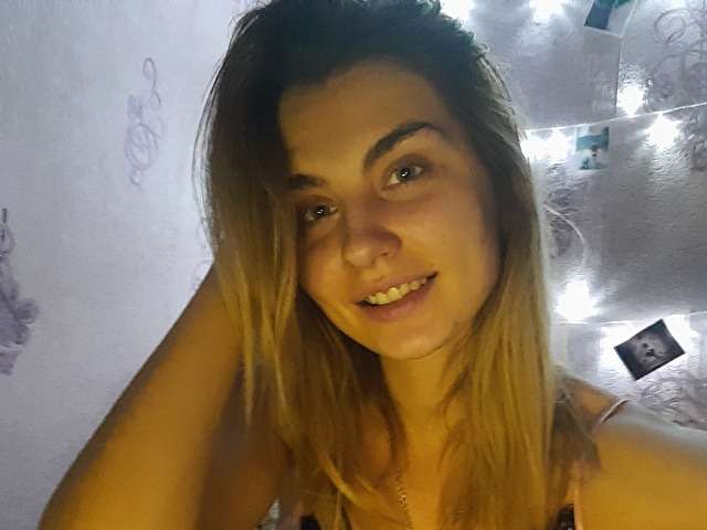 ALICELOONA free sexy photo