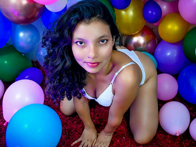 MELANYG free sexy photo