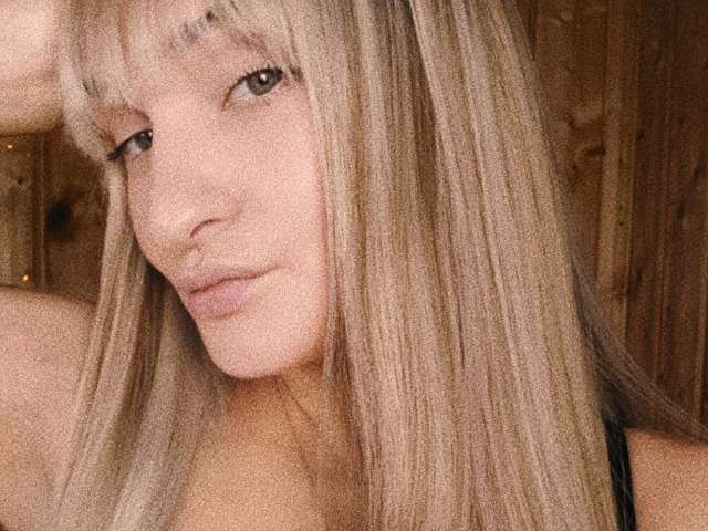 ALINABLOW free sexy photo