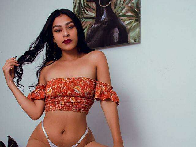 YASSIR free sexy photo