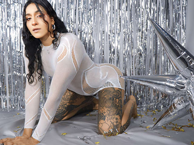 ALISONCHANTS free sexy photo