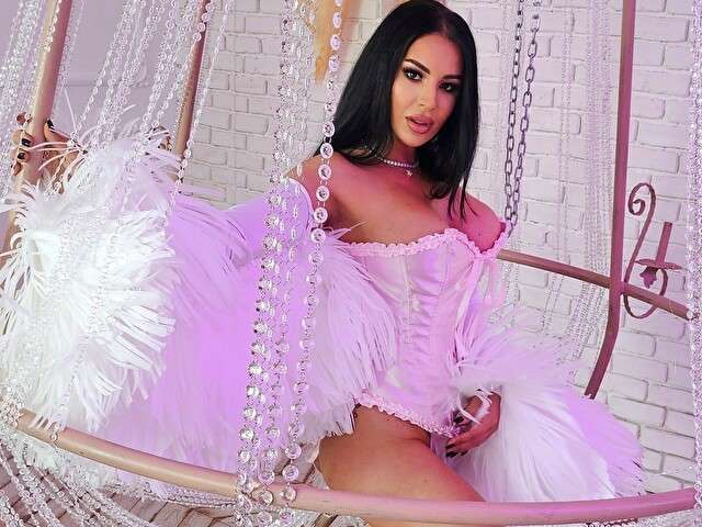 SELENAHOTT free sexy photo