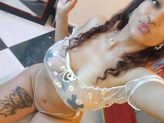 CHARLOTTEB free sexy photo